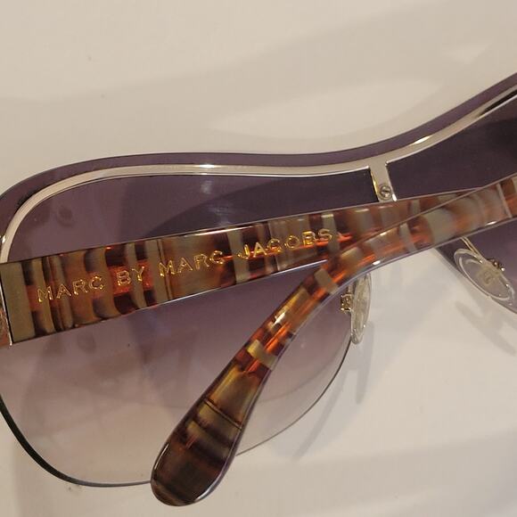 Marc by Marc Jacobs MMJ 241/S rimless shield sunglasses with hard case main image 15